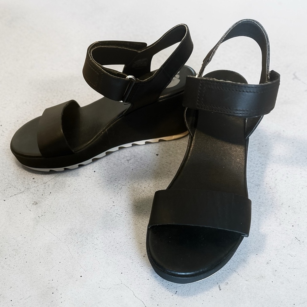🤍Sorel Black Wedge Sandals